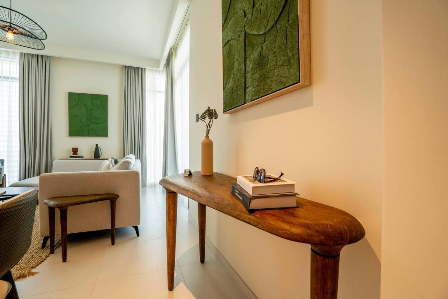 Lux Bright 2br With Palm Jumeirah Views * Dubai