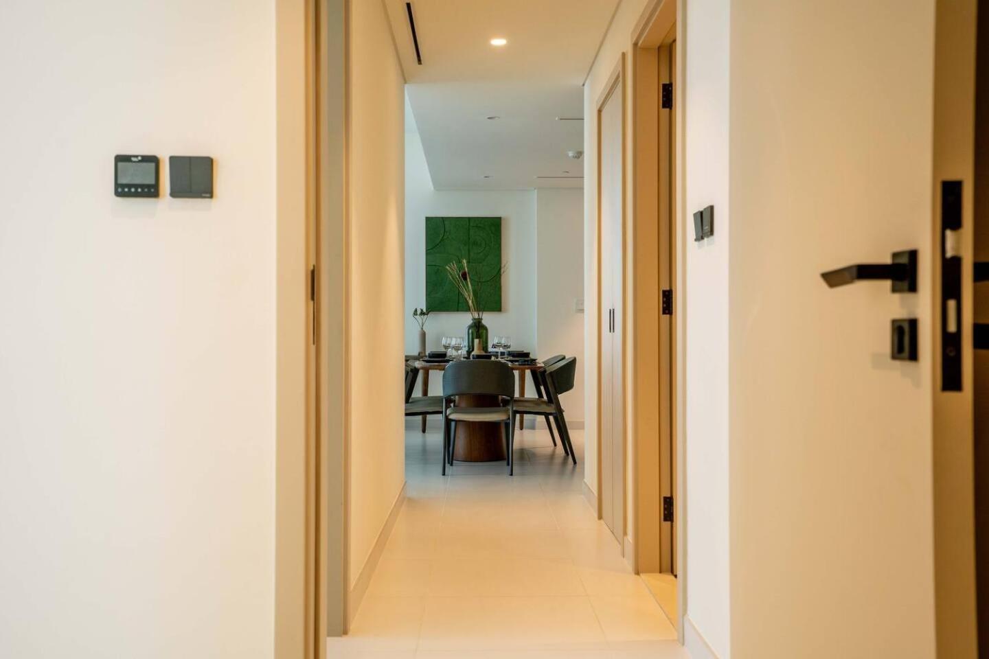 Lux Bright 2br With Palm Jumeirah Views Apartment *