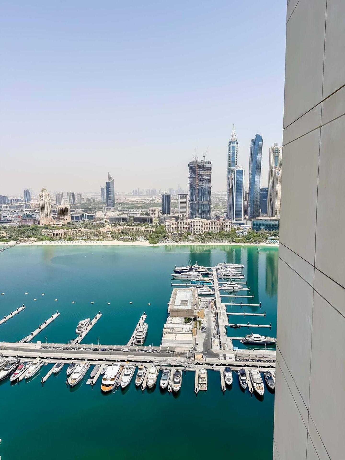 Lux Bright 2br With Palm Jumeirah Views